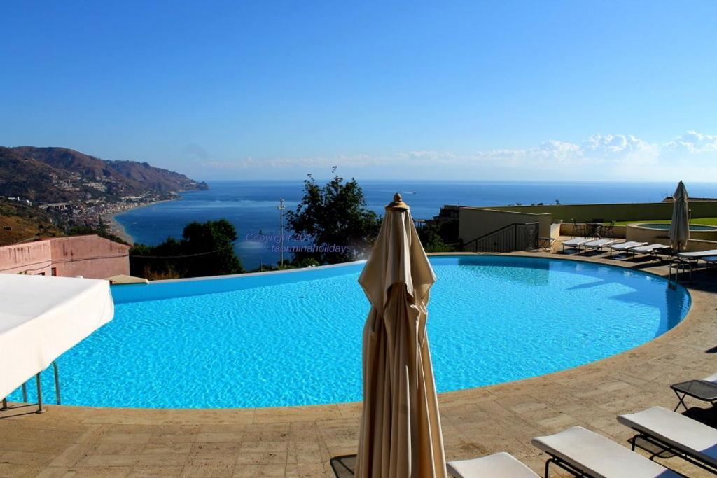 Taormina Bella Vista Apartment In Center With Pool By Taormina Holidays Zewnętrze zdjęcie